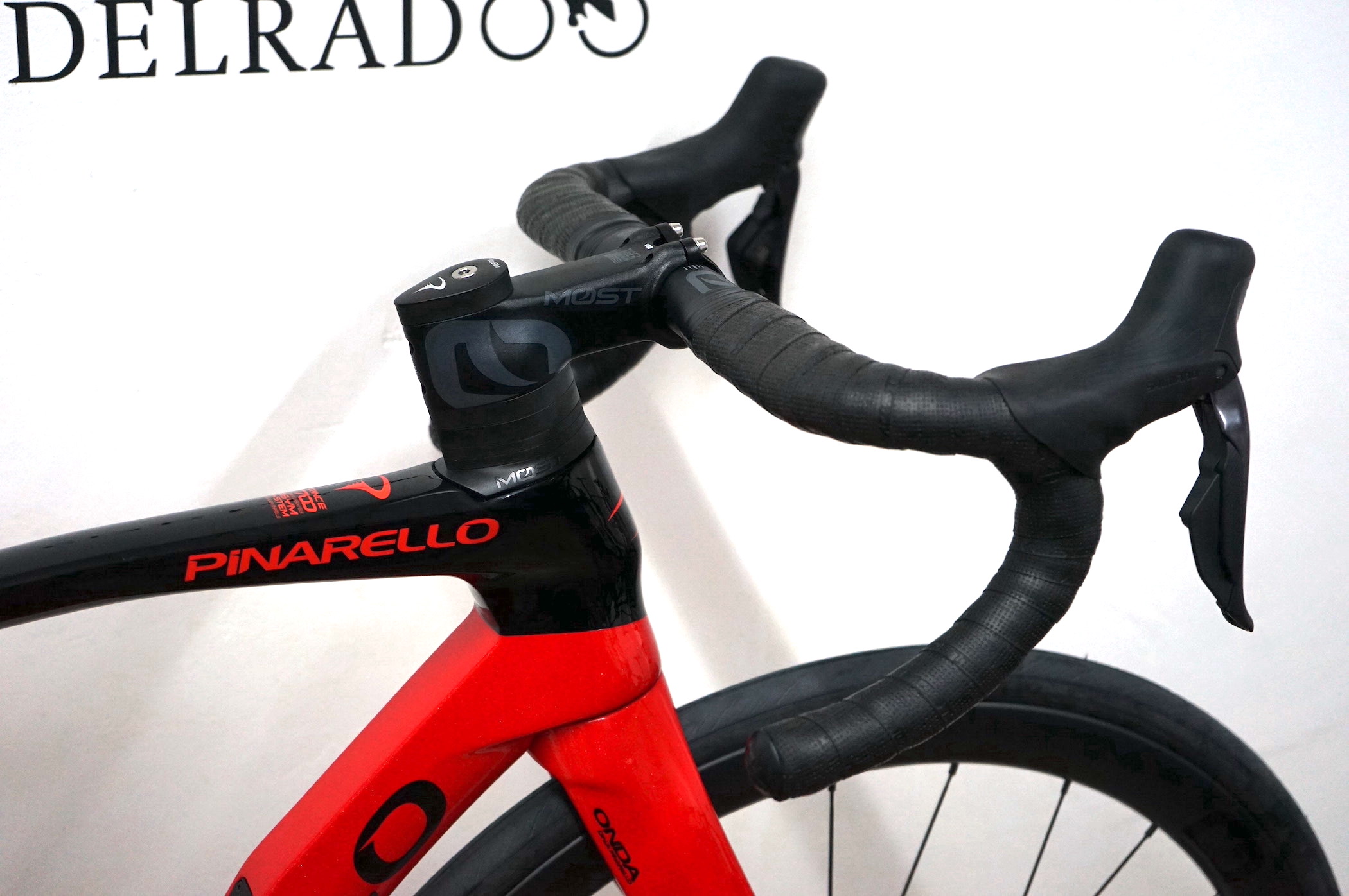 Pinarello Prince Disc Shimano Ultegra Di2 2x12 -  schwarz/rot (CB212) - (2022)