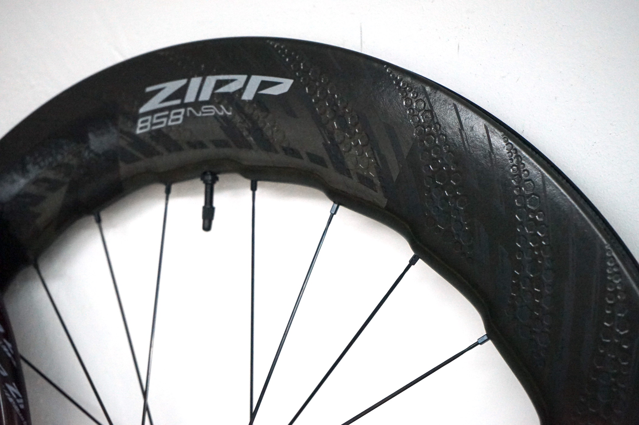ZIPP 858 NSW Disc-Brake Centerlock (12x100mm / 12x142mm) Laufradsatz