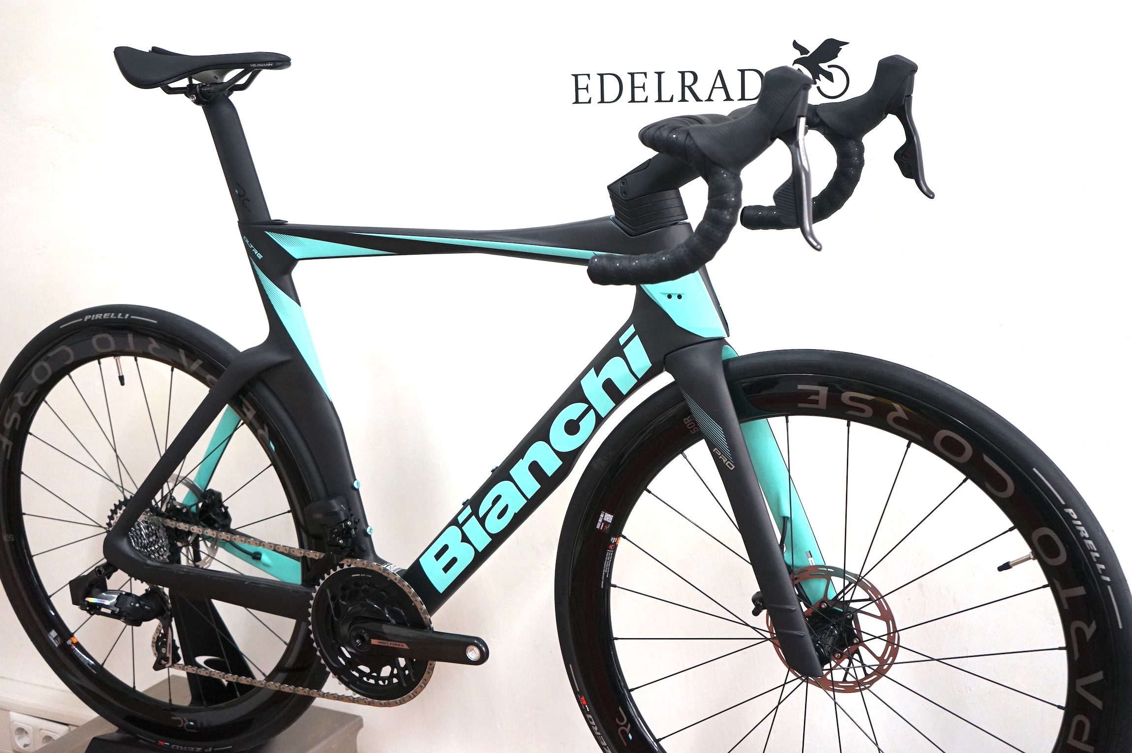 Bianchi OLTRE PRO Sram Force D2 AXS 2x12 (2024) YTB10 XJ - BLACK / CELESTE